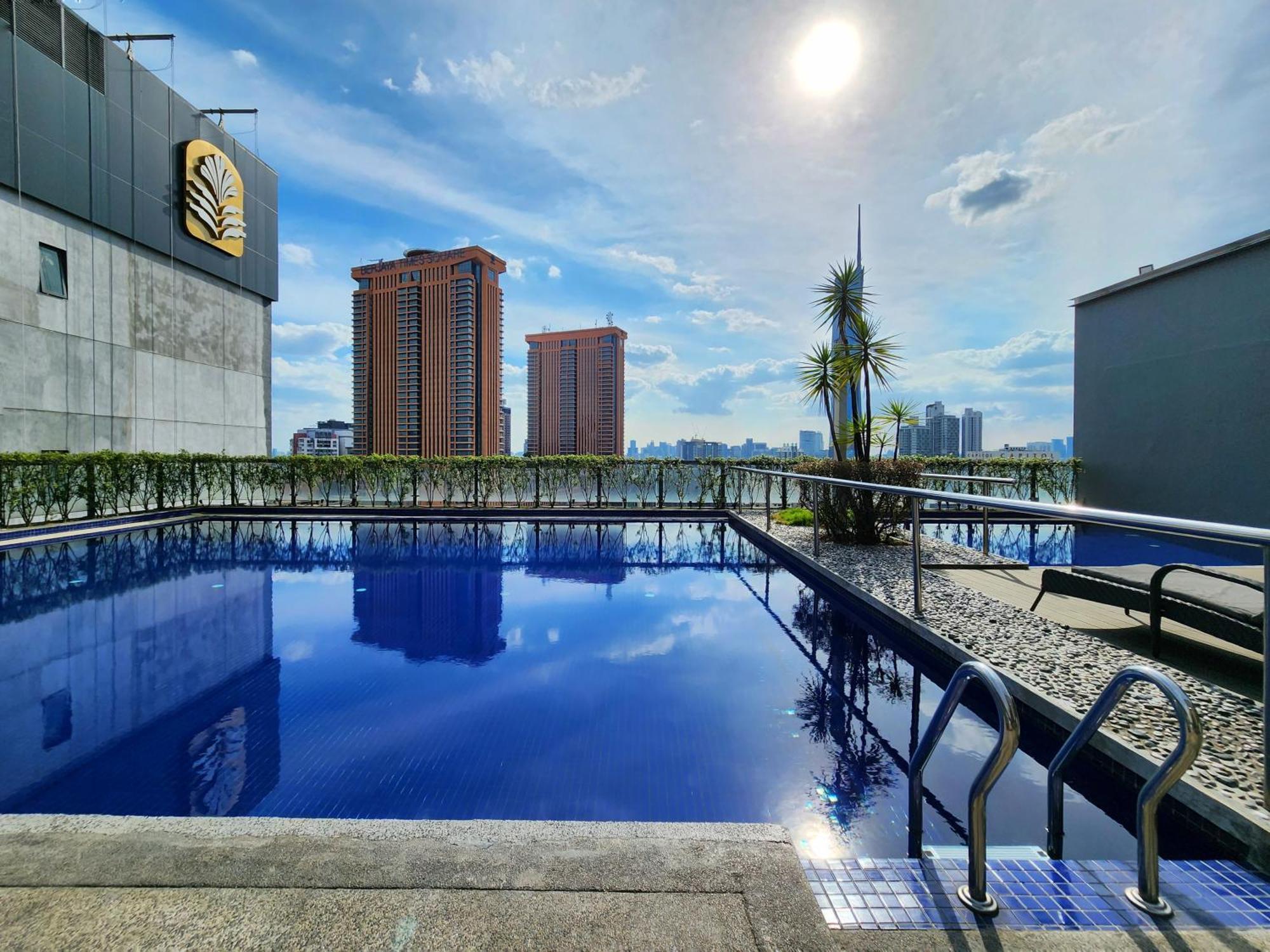 Bukit Bintang Fairlane #199 Kl Trx Pavilion * Kuala Lumpur
